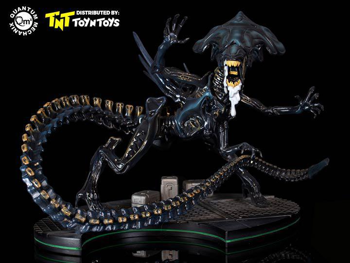 Q-Fig Max Elite Alien Queen